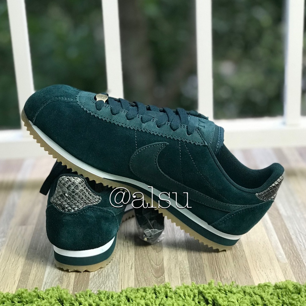 NWT Nike Classic Cortez ALC Prem Midnight Spruce W - Picture 6 of 8